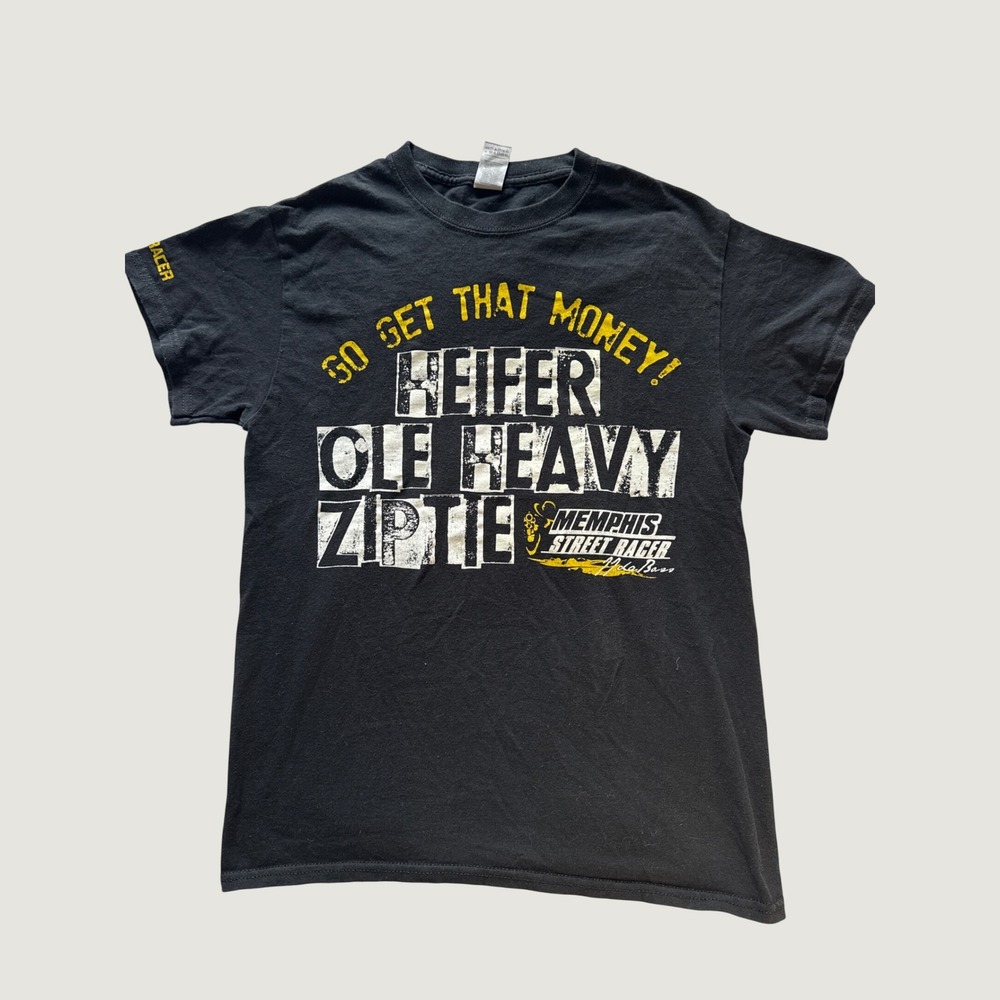Gildan Memphis Street Racer JJ Da Boss Heifer Ole Heavy Ziptie T-Shirt Black S